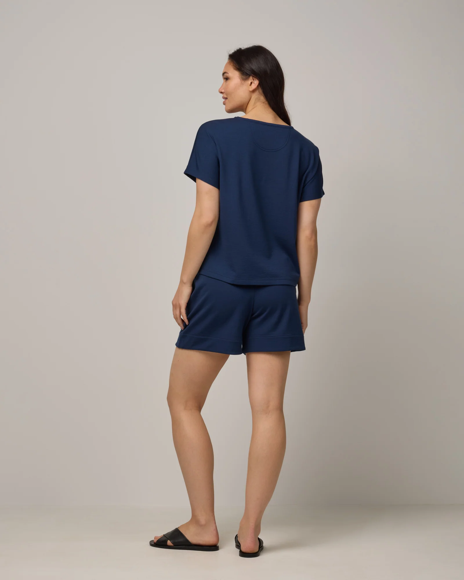 Carina Sweatshirt Tee - Image 5